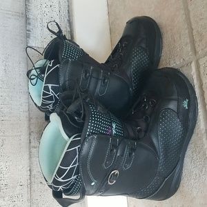 K2 Mink womens snowboarding boots